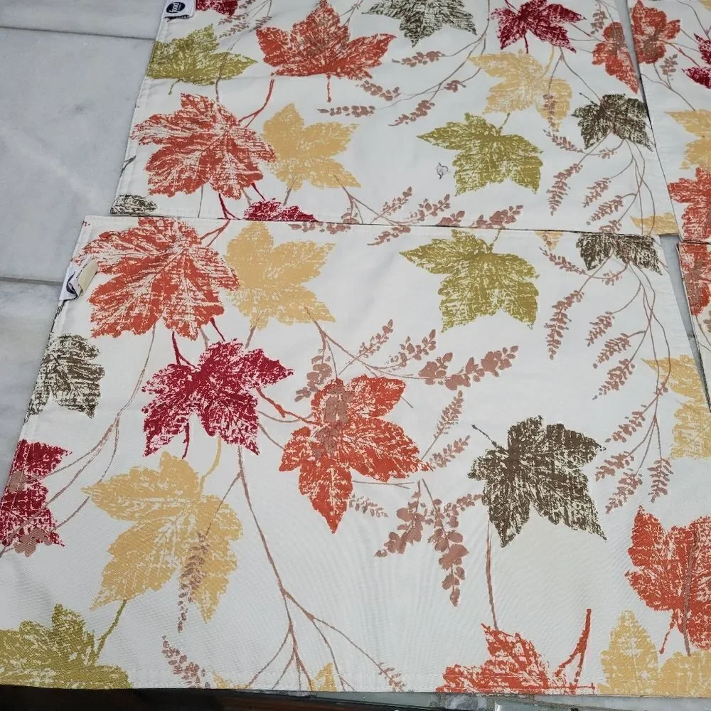 Food Network Thanksgiving Autumn Maple Leaves Place Mats Set of 4